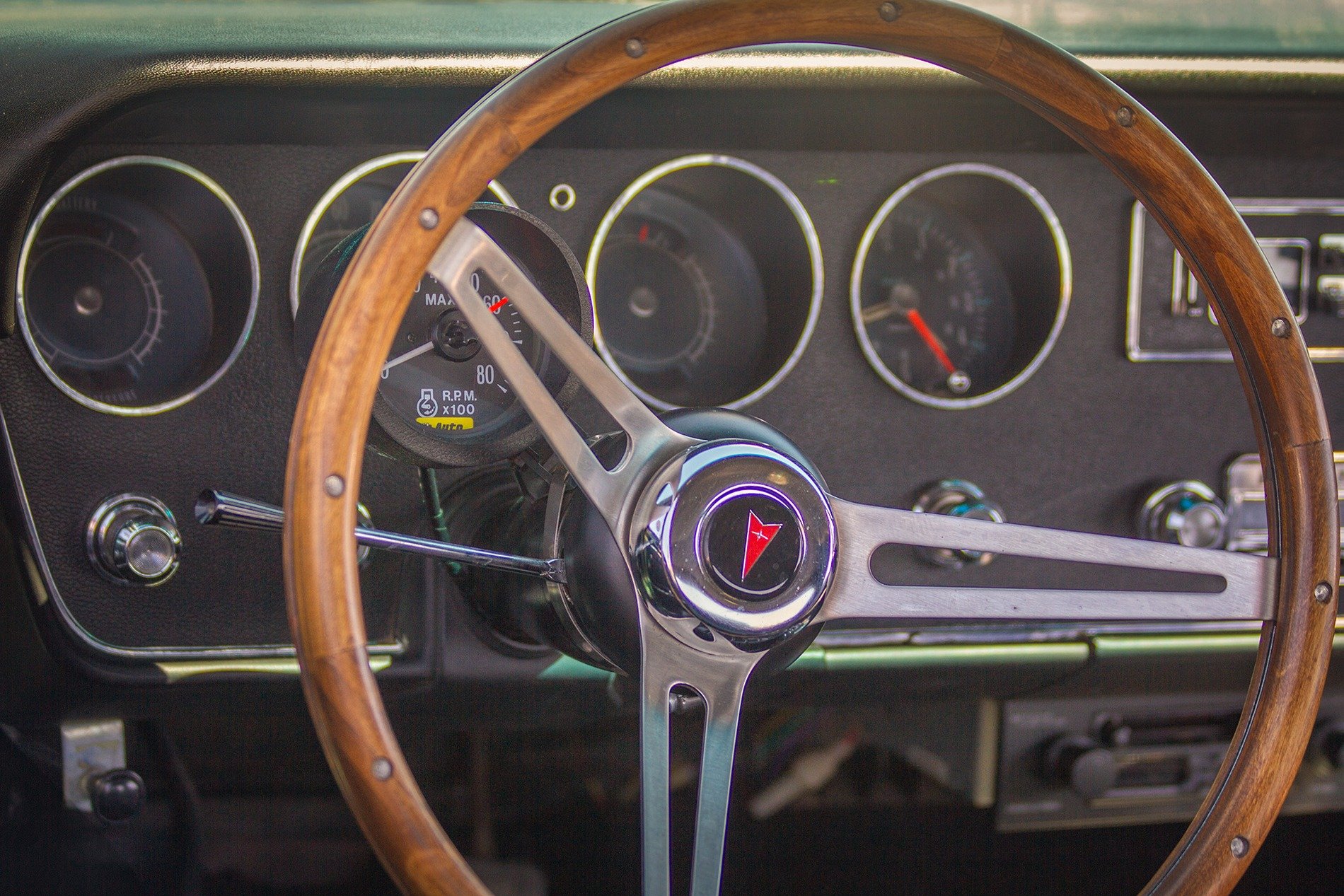 Pontiac Wood Steering Wheel