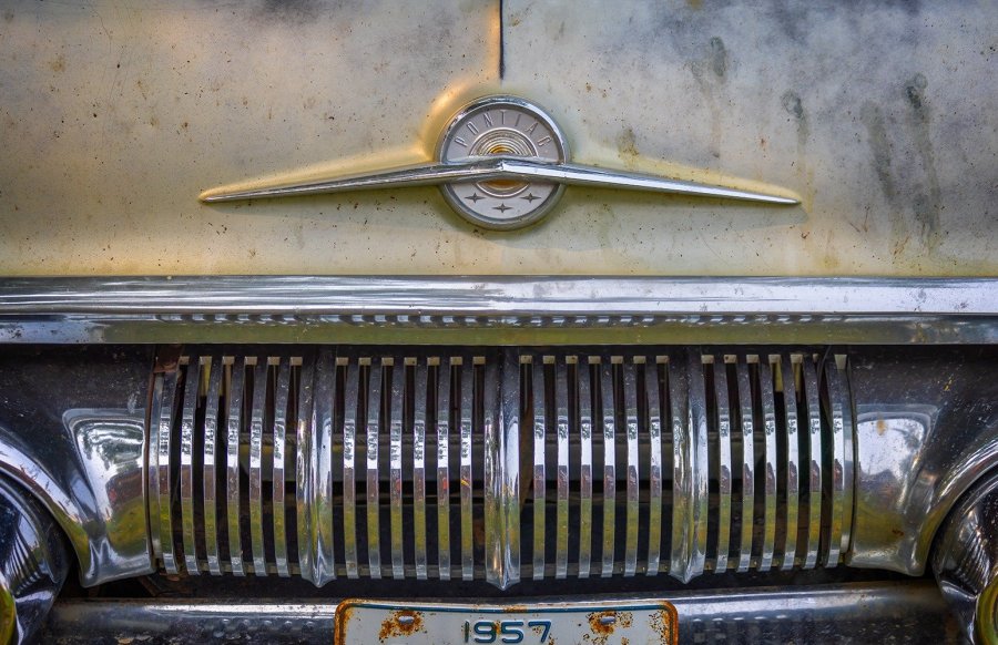 1957 Pontiac Front Grille