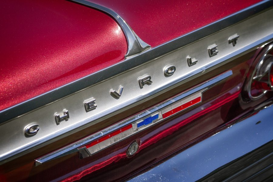 Chevrolet Trunk Lettering