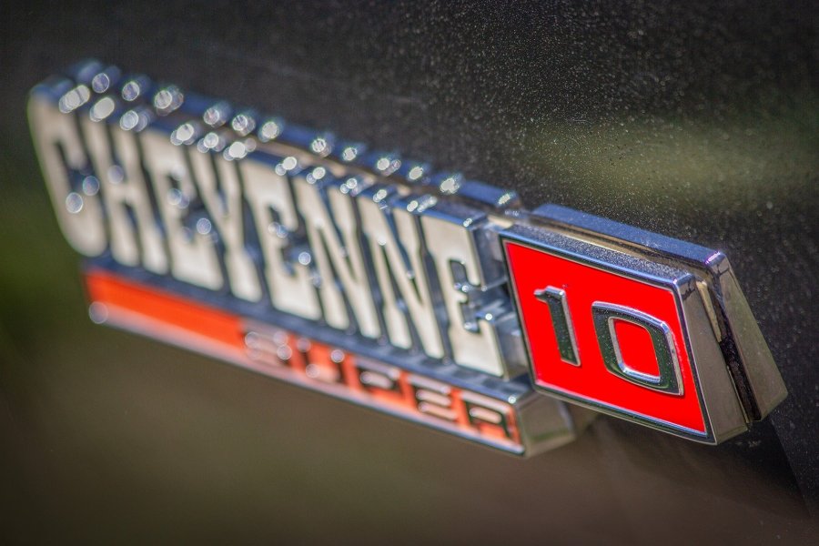 Cheyenne Super 10 Emblem