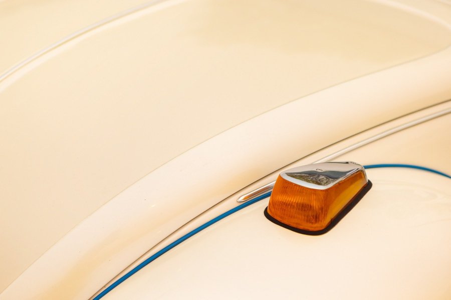 Cream Beetle Fender and Turn Signal