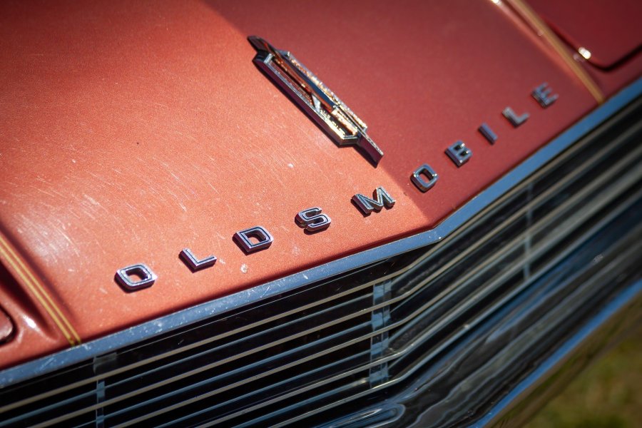 Oldsmobile Hood Badge