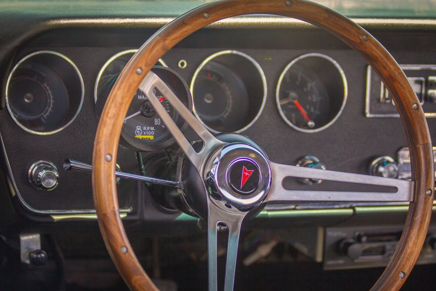 Pontiac Wood Steering Wheel