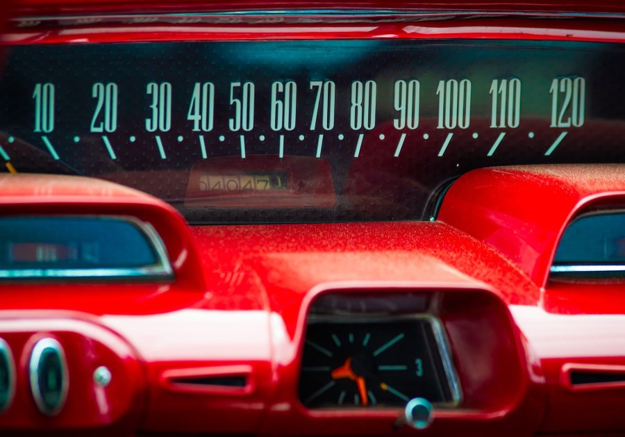 Red Vintage Dashboard