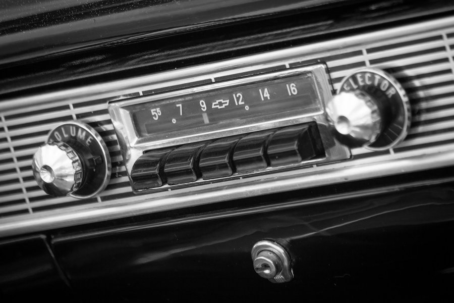 Vintage Chevrolet AM Radio