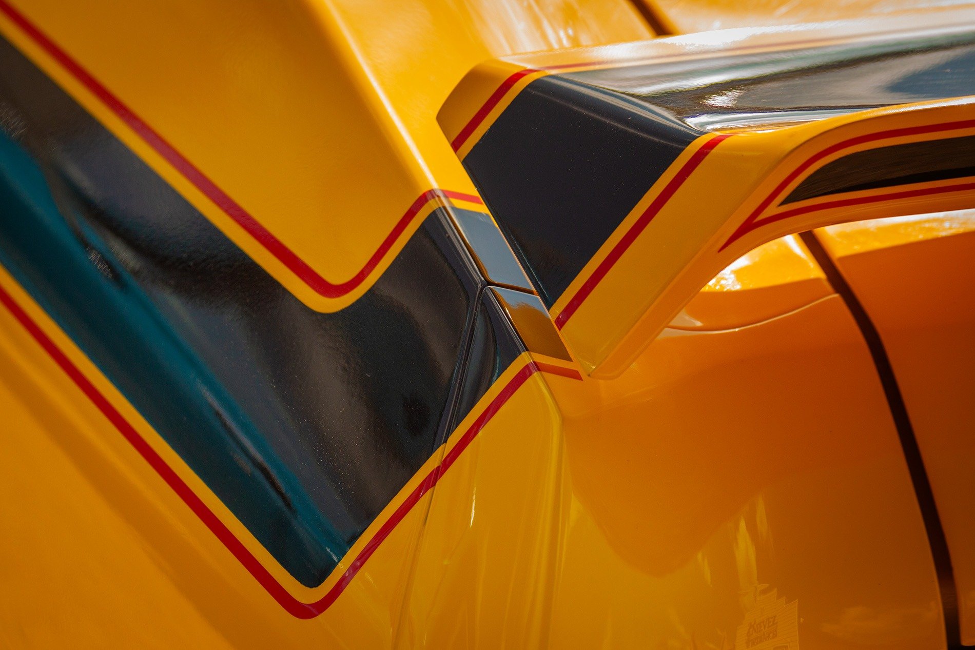 Yellow Wing and Custom Stripe